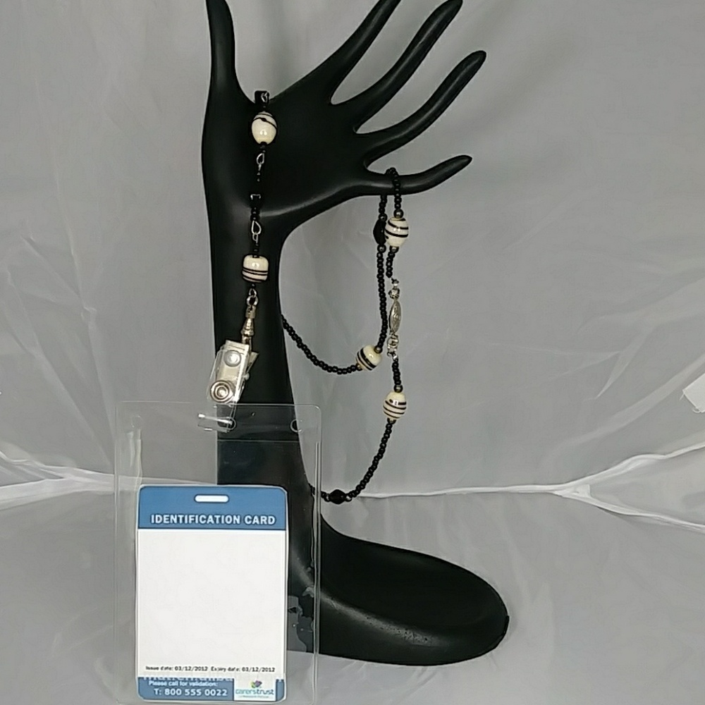 BOSS LADY COLLECTION - Key / ID Holder Necklace